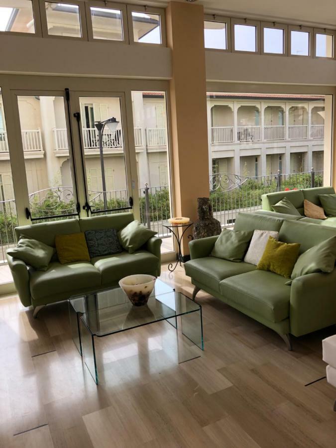 Hotel La Rosa カットーリカ エクステリア 写真